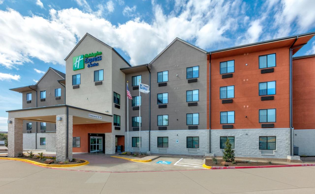 Holiday Inn Express & Suites - Dallas Park Central Northeast By Ihg Екстер'єр фото