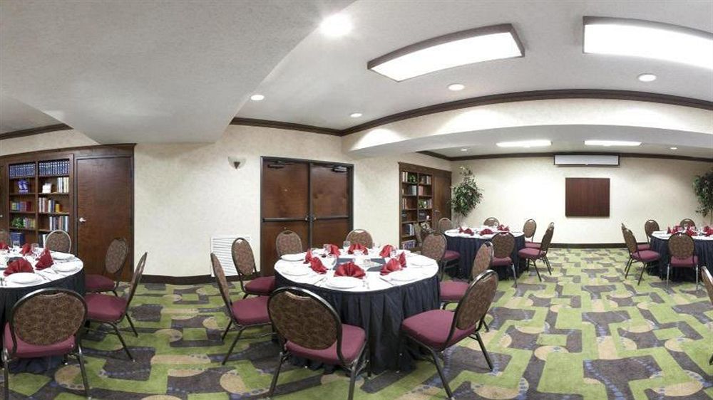 Holiday Inn Express & Suites - Dallas Park Central Northeast By Ihg Екстер'єр фото