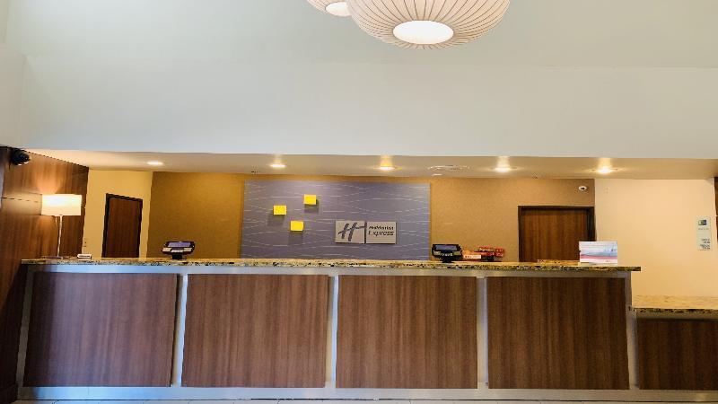 Holiday Inn Express & Suites - Dallas Park Central Northeast By Ihg Екстер'єр фото