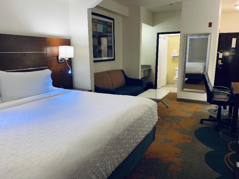 Holiday Inn Express & Suites - Dallas Park Central Northeast By Ihg Екстер'єр фото