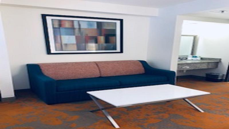 Holiday Inn Express & Suites - Dallas Park Central Northeast By Ihg Екстер'єр фото