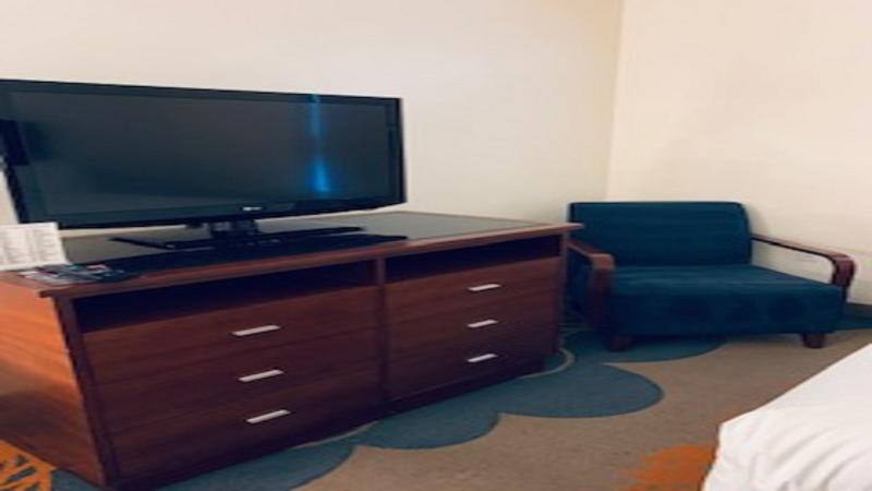 Holiday Inn Express & Suites - Dallas Park Central Northeast By Ihg Екстер'єр фото